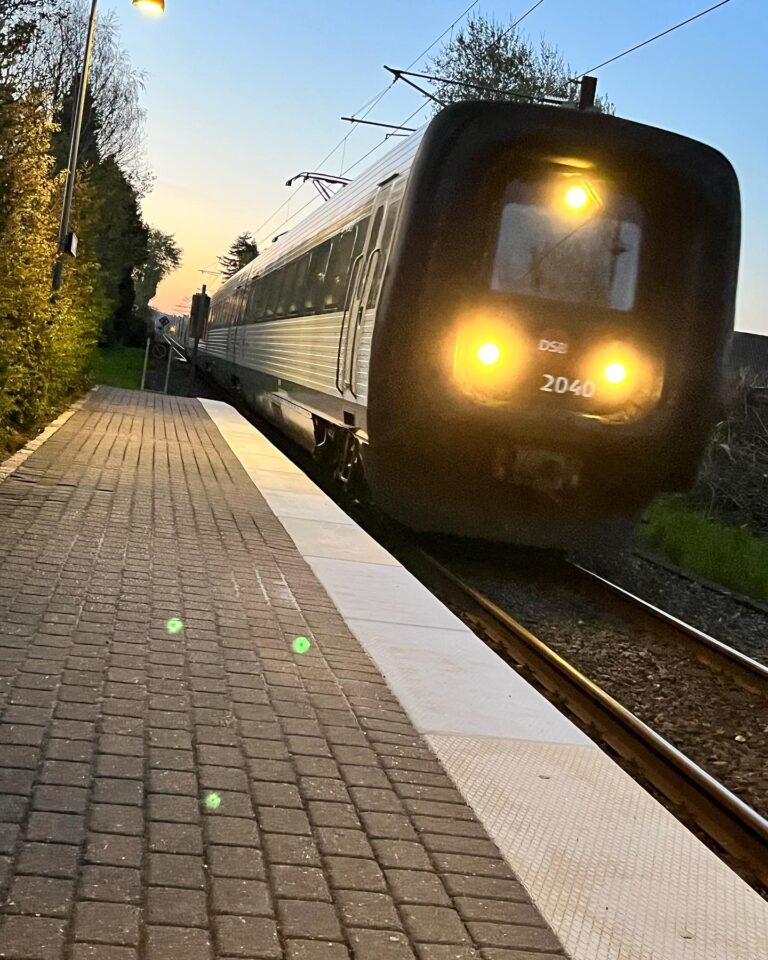 Så starten en ny uge igen, og er nu på vej mod Odense igen 😊 Rigtig god dag allesammen
